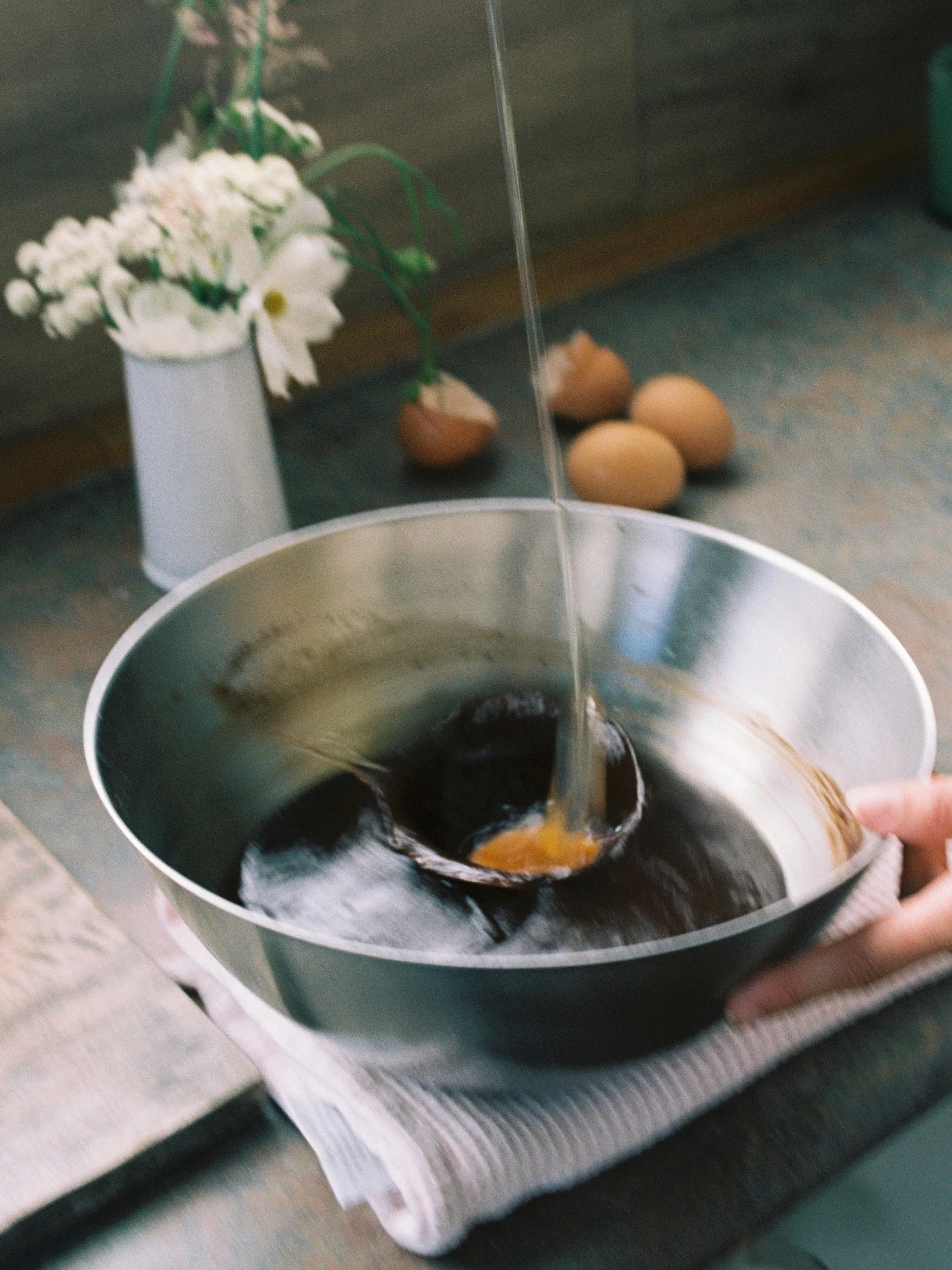 Flourless Dark Chocolate Gold Leaf Cake Kit