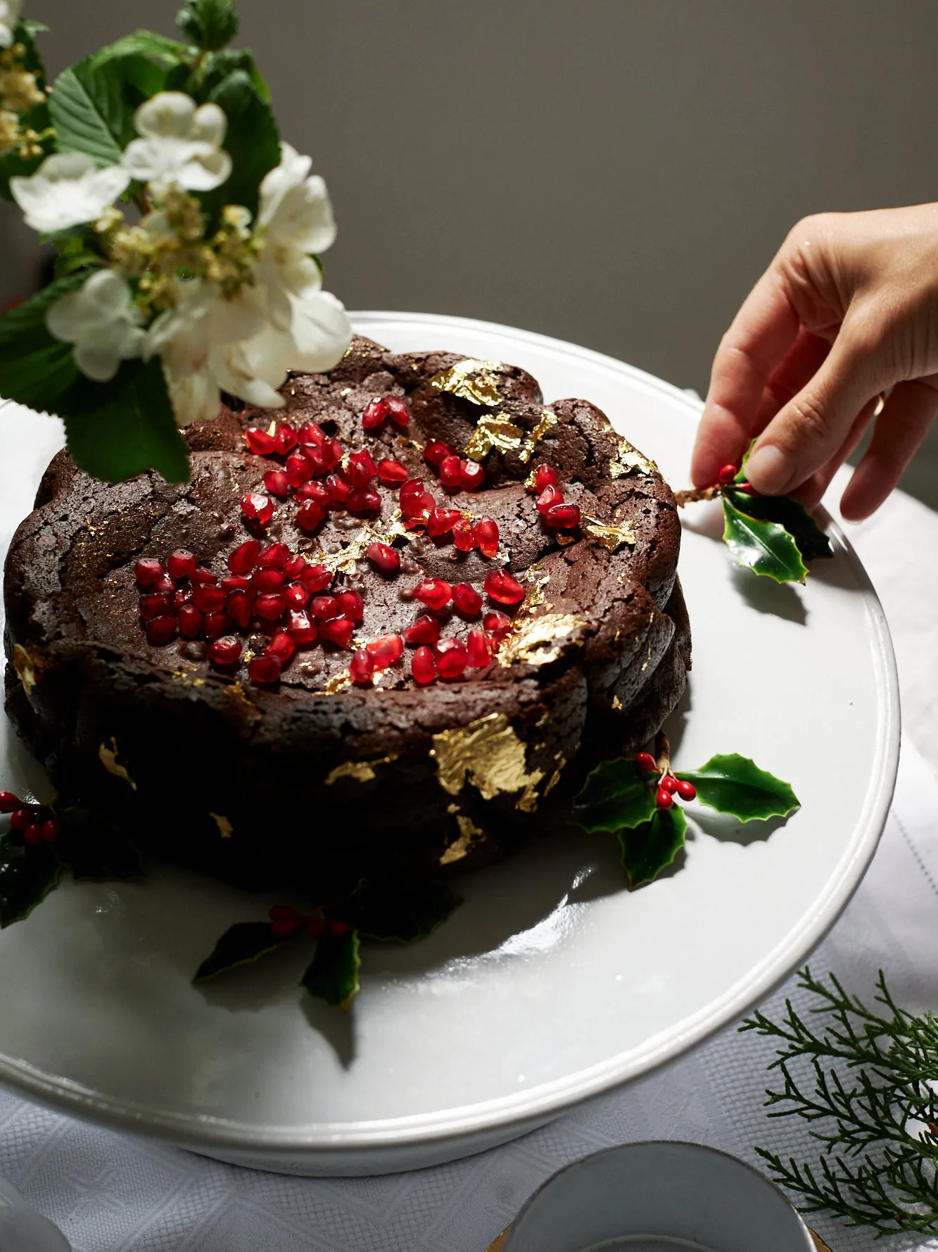 Flourless Dark Chocolate Gold Leaf Cake Kit