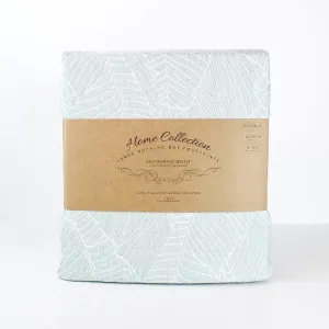 Leaf Jacquard Bamboo Quilt